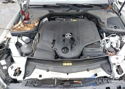 2022 Mercedes-Benz E 450 z USA, uszkodzony, nr VIN W1K1K5JB8NF186327